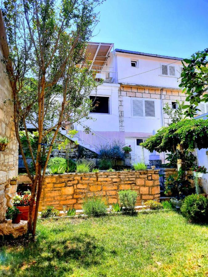 Apartments Neno Korčula Buitenkant foto
